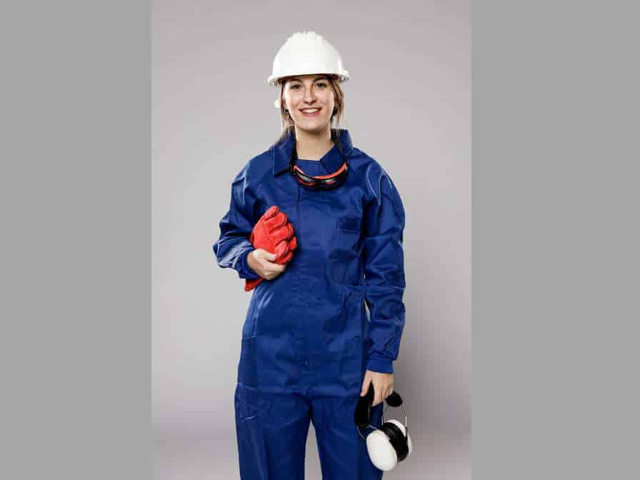 Ropa-Laboral-y- calzado-de- seguridad- para-mujeres